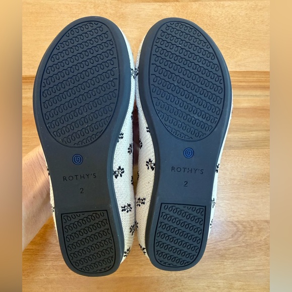 Girls Rothy’s Ballet Flat - Picture 6 of 7